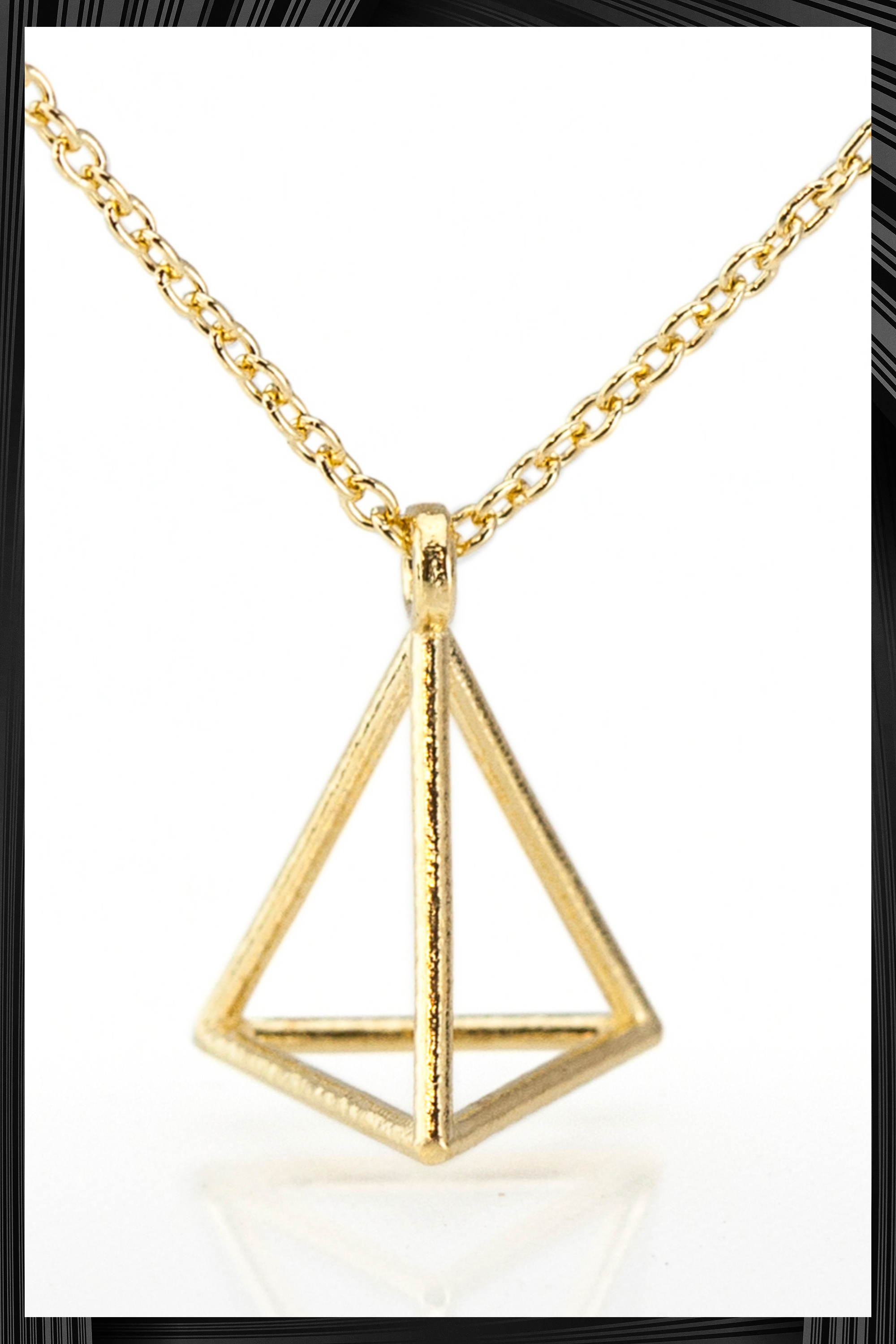 Petite Triangle Necklace | Quick Shipping – Iris Trends